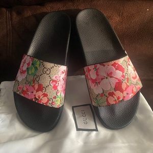 Gucci woman slides